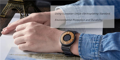 EUTOUR Wooden Magnetic Ball Watch – Natural Wood Face & Steel Beads – detail view