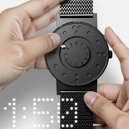 EUTOUR 2025 Magnetic Watch – Digital Men's – detail view