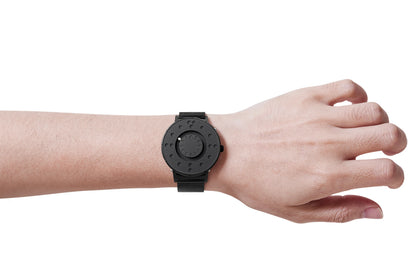 EUTOUR 2025 Magnetic Watch – Digital Men's – detail view